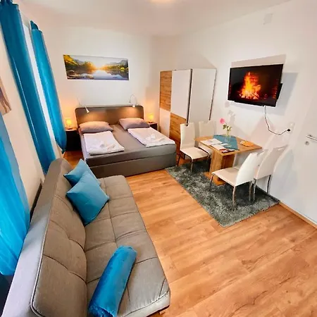 Appartamento Einzimmer-apartment 25 M2 Gartenzinken Im Zentrum Von *