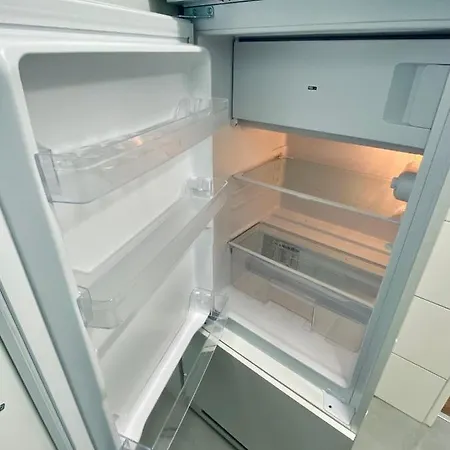 Apartment Einzimmer-apartment 25 M2 Gartenzinken Im Zentrum Von *