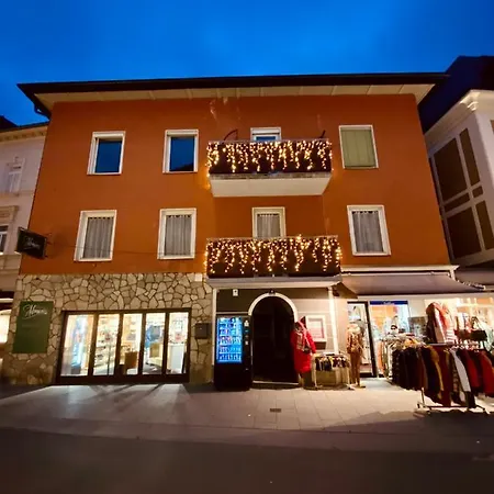 Einzimmer-apartment 25 M2 Gartenzinken Im Zentrum Von Apartment *