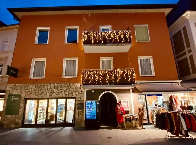 Einzimmer-apartment 25 M2 Gartenzinken Im Zentrum Von Apartment *