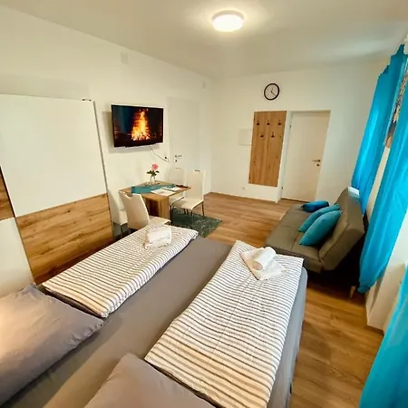 Einzimmer-apartment 25 M2 Gartenzinken Im Zentrum Von Bad Ischl