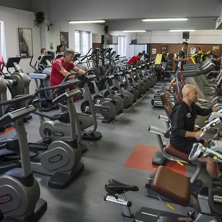 Einzimmer-apartment 25 M2 Gartenzinken Im Zentrum Von Appartement *