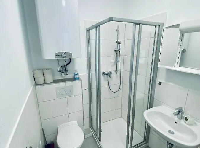 Einzimmer-apartment 25 M2 Gartenzinken Im Zentrum Von Διαμέρισμα *